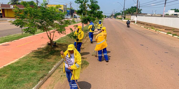 Prefeitura de Porto Velho segue com mutirões de limpeza e outras ações em diversos pontos da cidade