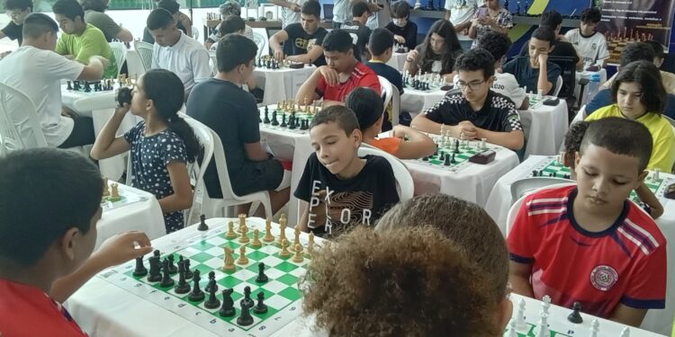 II Aberto de Xadrez Estudantil movimenta jovens enxadristas em Porto Velho tendo CTPM I COMO DESTAQUE