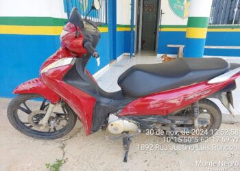 Motocicleta furtada é recuperada em ação policial entre Ariquemes e Monte Negro