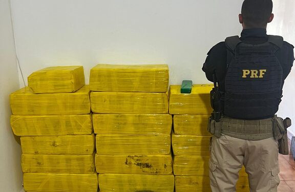 PRF apreende 665 Kg de maconha e recupera veículo em Caarapó (MS)