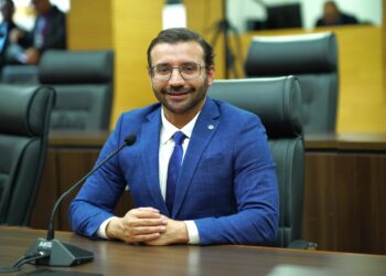 Deputado Ribeiro defende valorização salarial de médicos em Rondônia