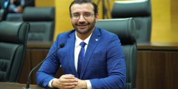 Deputado Ribeiro defende valorização salarial de médicos em Rondônia