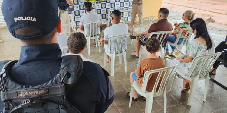 PRF realiza Ação de Educação para o Trânsito na Capital de Rondônia