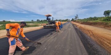 Deputado Jean Oliveira reforça pedido por limpeza, microrrevestimento asfáltico e sinalização horizontal da P- 50 em Alta Floresta