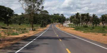 Rodovia-135 recebe 30 quilômetros de recuperação de asfalto em Nova Londrina, Região Central do estado