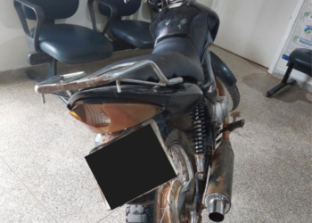Adolescentes são detidos após perseguição policial