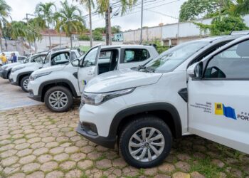 Prefeito Hildon Chaves entrega oito veículos para distritos e reafirma compromisso com a população