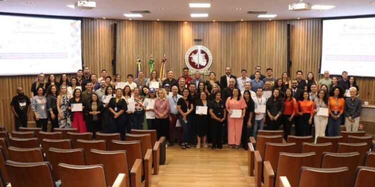 MPRO homenageia colaboradores do projeto MP Itinerante em cerimônia em Porto Velho