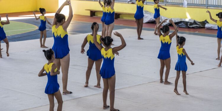 Programa Talentos do Futuro beneficia mais de 2 mil crianças e adolescentes