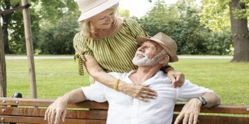 Verão e longevidade: Cuidados essenciais para a saúde dos idosos
