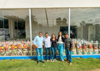 Deputado Cássio Gois entrega mais de 300 cestas básicas em Ministro Andreazza em projeto de Natal