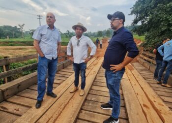Ação do deputado Ismael Crispin em parceria com gestores de Nova Brasilândia garante trafegabilidade na linha 15