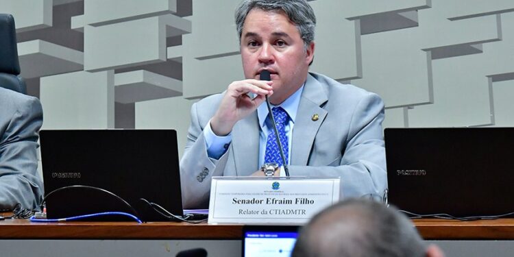 Reforma de processos administrativos e tributários: comissão vota emendas