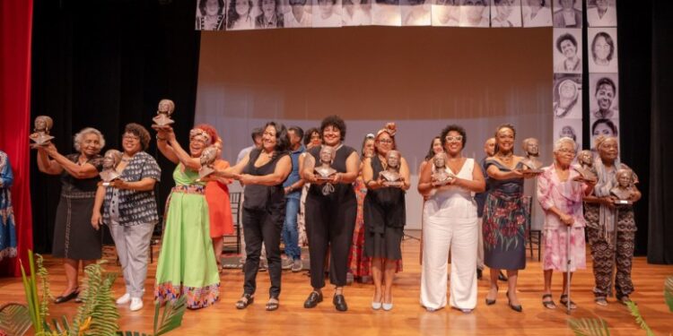 Prêmio Mulheres Negras que Escreveram Histórias acontece no próximo dia 20 de dezembro