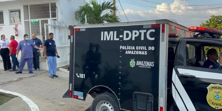 Ladrão que participou de assalto ao Manauara Shopping troca tiros com a polícia e acaba morto