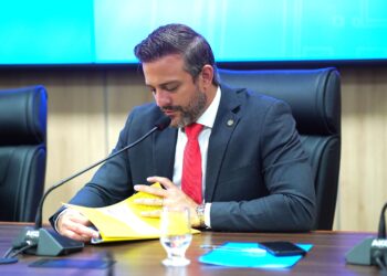 Dr. Luís do Hospital garante R$ 2,7 milhões para obras de infraestrutura em Jaru