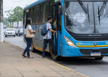 Tarifa do transporte coletivo para quem utiliza o cartão ComCard continua R$ 4,50 em Porto Velho