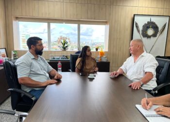 Deputada Dra. Taissa recebe prefeito de Alvorada do Oeste para dialogar sobre demandas locais