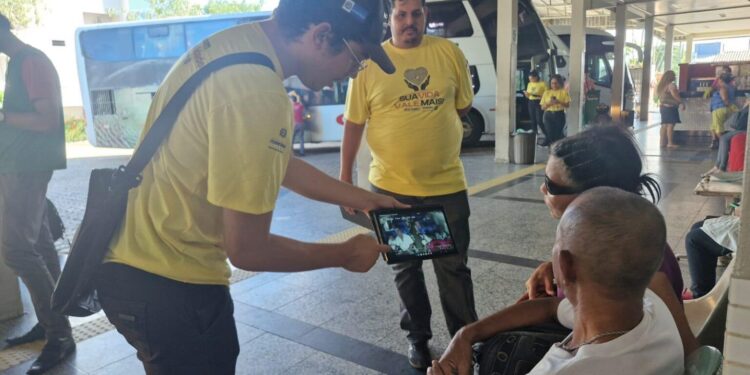 Com foco em comportamentos seguros, Detran-RO realiza ação educativa simultânea em municípios do estado