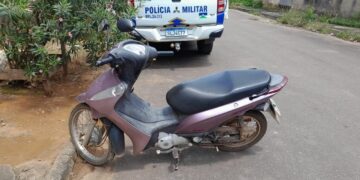 Polícia Militar recupera motocicleta furtada