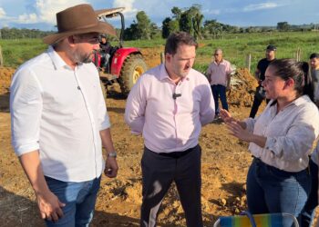 Deputado Alex Redano acompanha silagem de Milho em Machadinho D’Oeste e reforça compromisso com o setor agropecuário