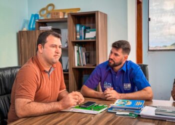 Prefeito de Urupá recebe deputado Nim Barroso