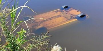 Família morre ao retornar de confraternização e capotar carro