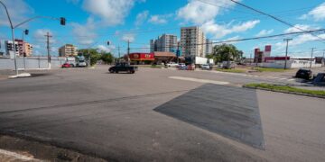 Prefeitura prepara reversão na rua Cassiterita com o objetivo de melhorar o fluxo no local