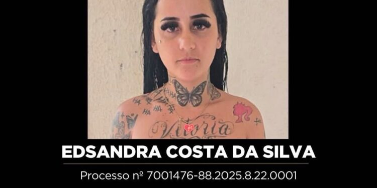 SUSPEITA DE PARTICIPAR DA MORTE DO POLICIAL: “Vitória do CV” é presa no estado do Acre a 620 KM de distância de Porto Velho