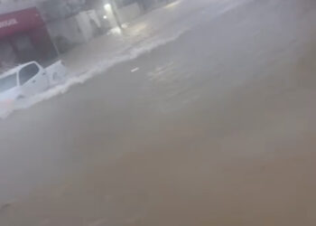 Forte Chuva: Av. Rio madeira alagada – VEJA O VÍDEO
