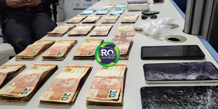 BOPE: Ponto de venda de droga é fechado com quase 9 mil em dinheiro