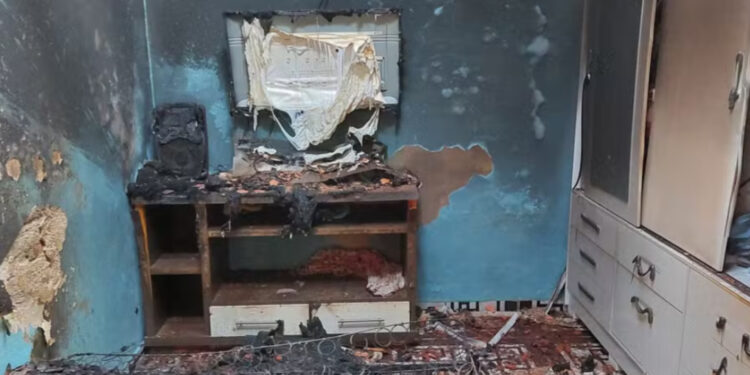 Crianças morrem carbonizadas durante incêndio em residência