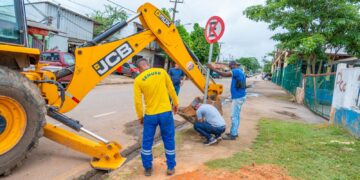 Prefeitura de Porto Velho libera estacionamento na rua Euclides da Cunha, região da Feira do Cai N’Água