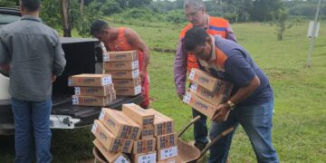 Prefeitura distribui mais de 2 mil frascos de hipoclorito de sódio às famílias ribeirinhas do baixo Madeira