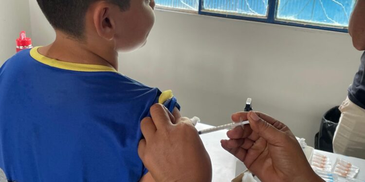 Prefeitura de Porto Velho reforça importância da vacinação infantil com a proximidade da volta às aulas