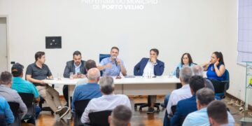 Prefeito se reúne com empresários e propõe parceria para solucionar problemas de Porto Velho