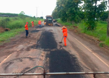 Manutenção da Rodovia-471 entre Ministro Andreazza e Cacoal é intensificada com ações do governo de RO
