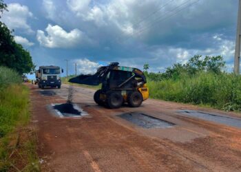 Governo de RO realiza recuperação asfáltica na Rodovia-471, no município de Cacoal