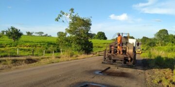 Governador Marcos Rocha atende indicação do deputado Jean Oliveira e recupera as rodovias 489 e 491 em São Felipe d’Oeste
