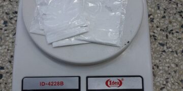 PM prende dois homens em flagrante por tráfico de drogas em Buritis