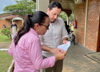 Rosangela Donadon discute melhorias nas estradas rurais com o prefeito Flori e fortalece parceria com o Estado
