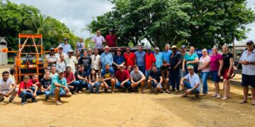 Pedro Fernandes investe na agricultura familiar com entrega de equipamentos em Cujubim