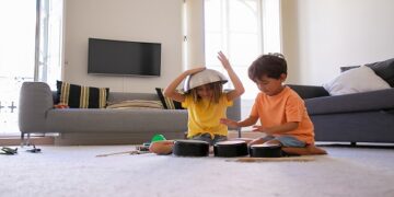 Férias de janeiro: Seis cuidados essenciais para proteger as crianças e aproveitar a temporada com diversão