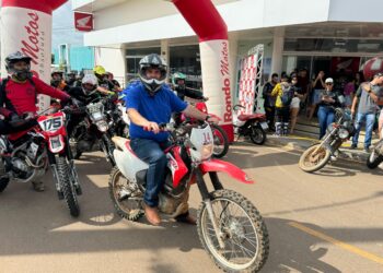 Deputado Dr. Luís do Hospital prestigia a 4ª edição do Trilhão Jaruense