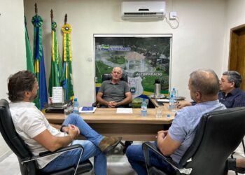 Delegado Lucas cumpre agenda no Vale do Jamari e discute investimentos para 2025