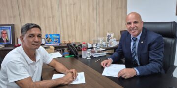 Deputado Ismael Crispin destina recursos para aquisição de van para pacientes de hemodiálise em Costa Marques