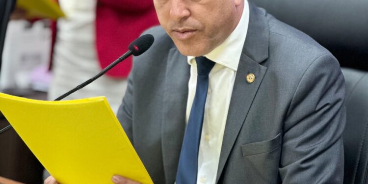 Deputado Ismael Crispin garante avanços na valorização dos servidores da POLITEC com alteração de decreto estadual
