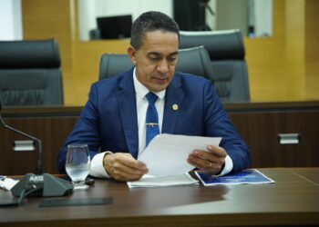 Deputado Eyder Brasil tem Voto de Louvor aprovado para policiais que combateram facção criminosa