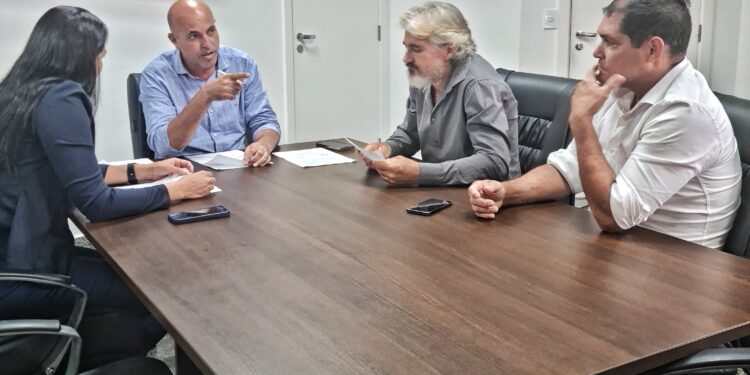 Deputado Ismael Crispin leva mais investimentos para saúde oftalmológica e odontológica de Seringueiras