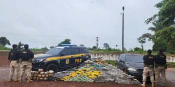 PRF apreende mais de 300 kg de drogas em Guajará-Mirim/RO